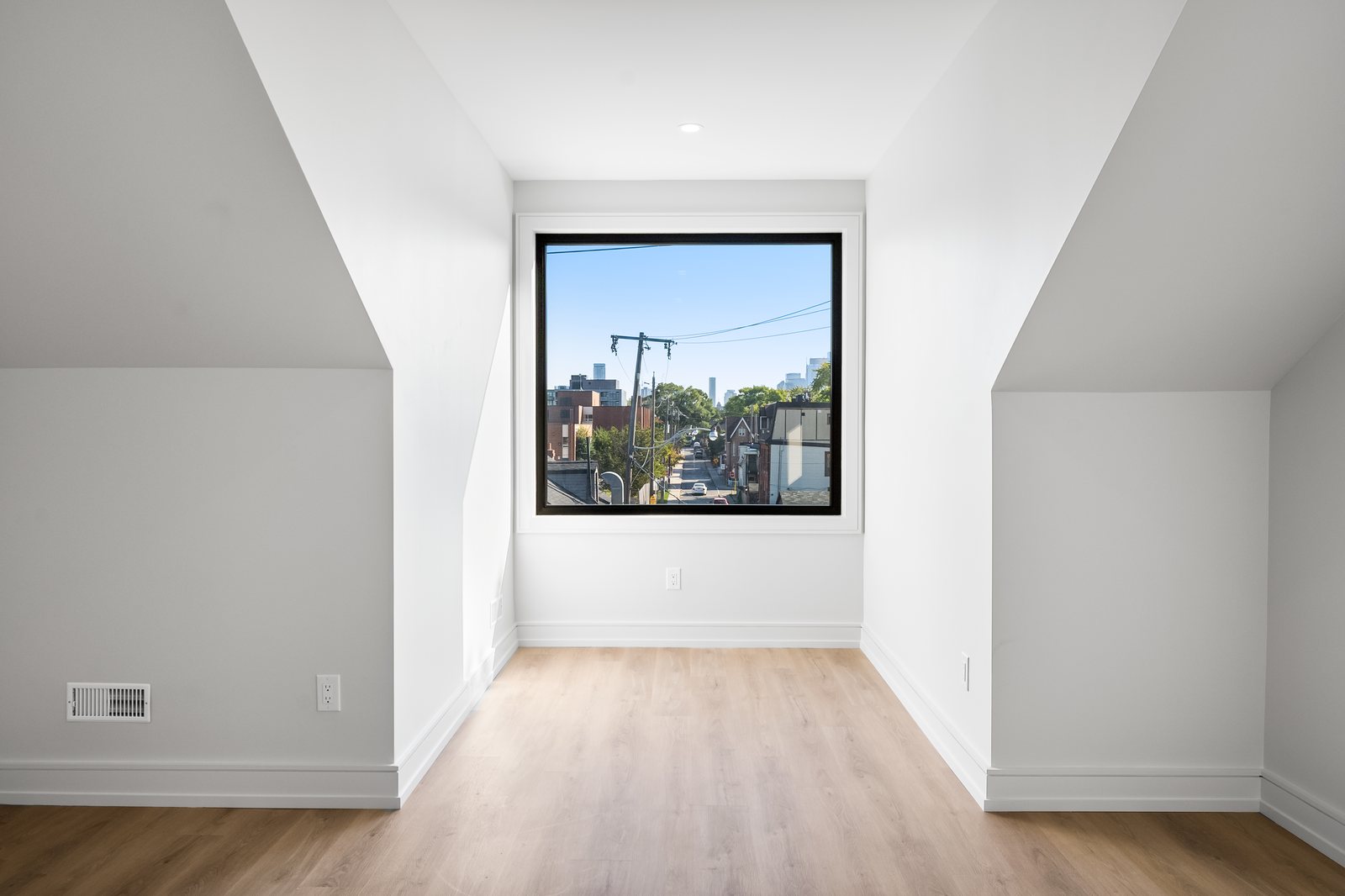 What It Costs to Build a Fourplex in Toronto in 2026