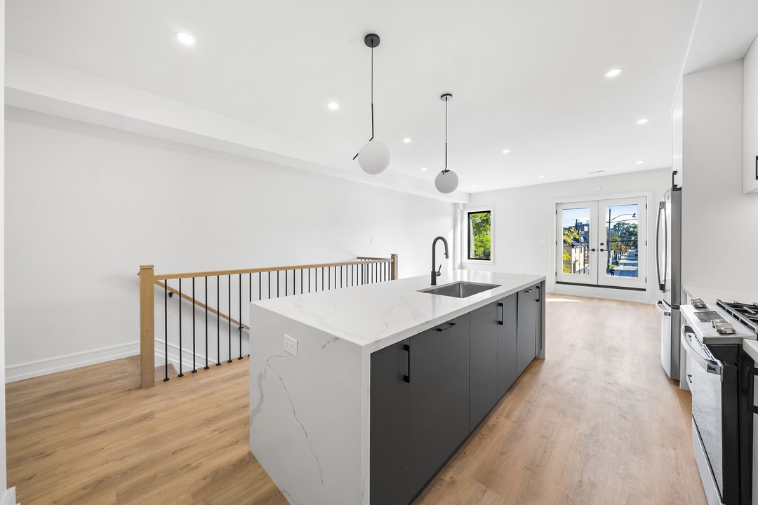 158 Dovercourt — Reside Properties